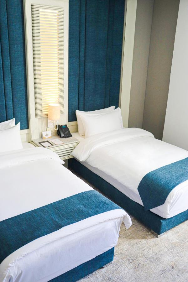 Rival Hotel Amman Zewnętrze zdjęcie
