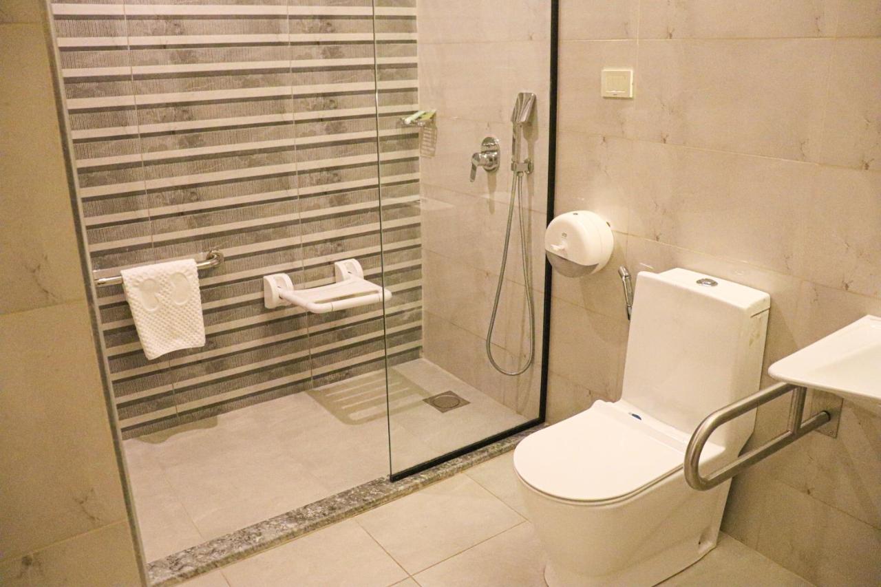 Rival Hotel Amman Zewnętrze zdjęcie
